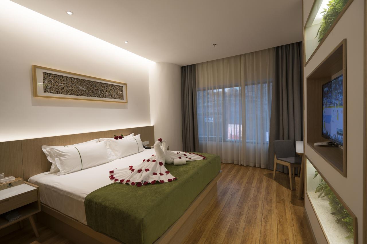Bindun Langyi Hotel Yuzhong Екстериор снимка