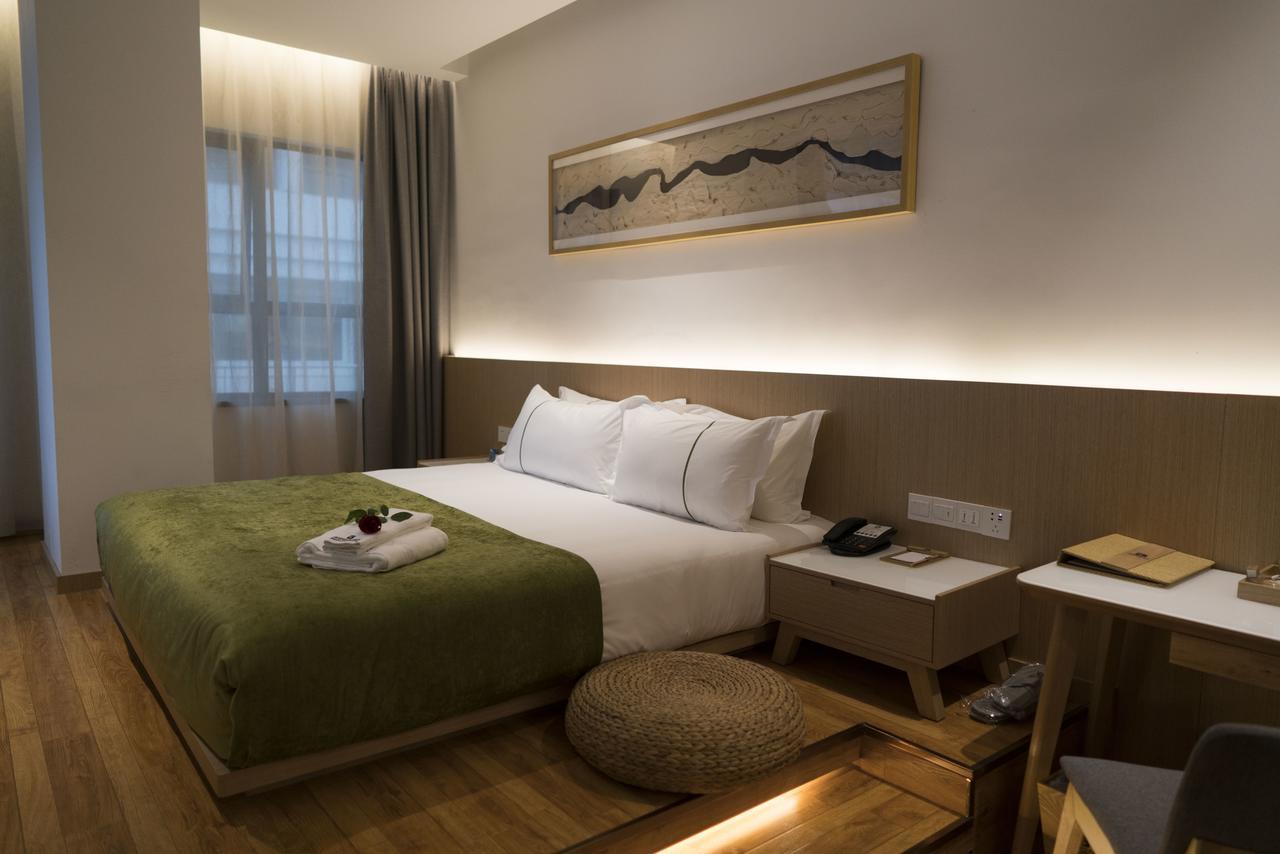 Bindun Langyi Hotel Yuzhong Екстериор снимка