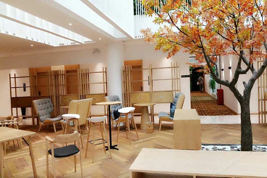 Bindun Langyi Hotel Yuzhong Екстериор снимка