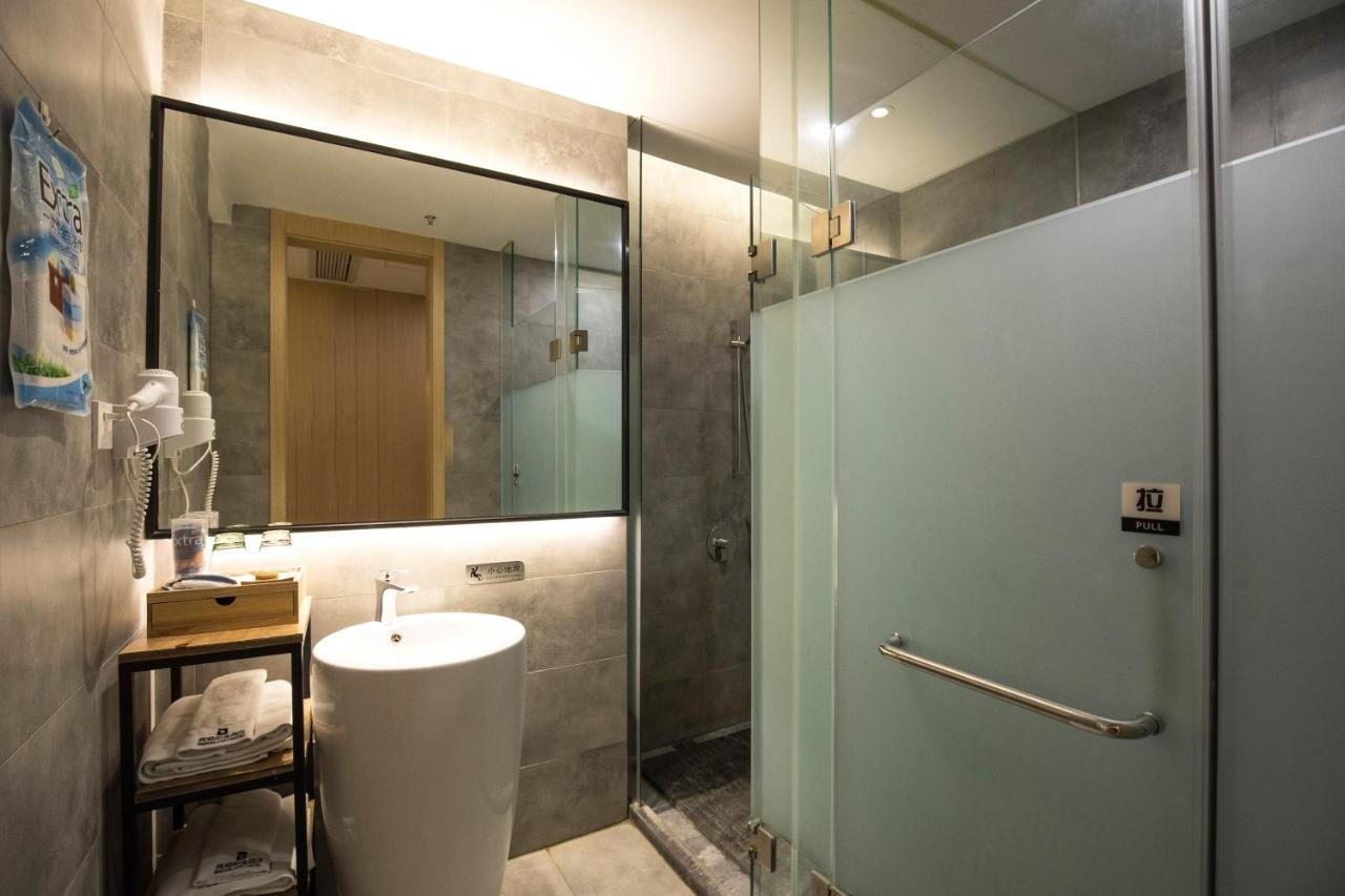Bindun Langyi Hotel Yuzhong Екстериор снимка