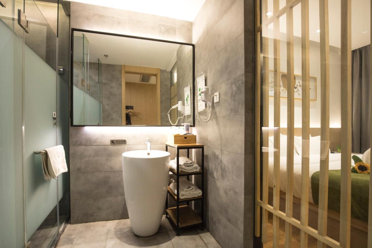 Bindun Langyi Hotel Yuzhong Екстериор снимка