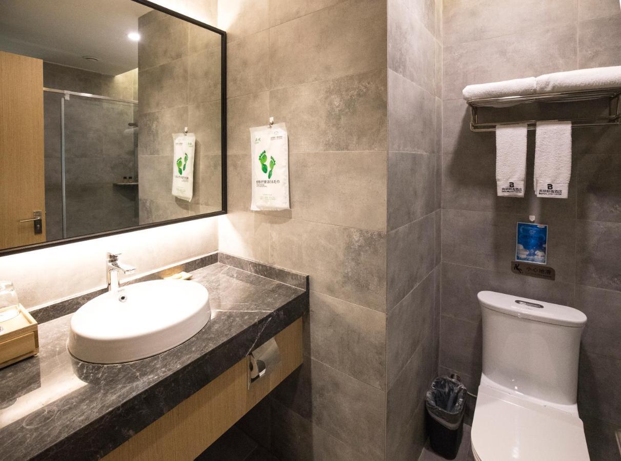 Bindun Langyi Hotel Yuzhong Екстериор снимка