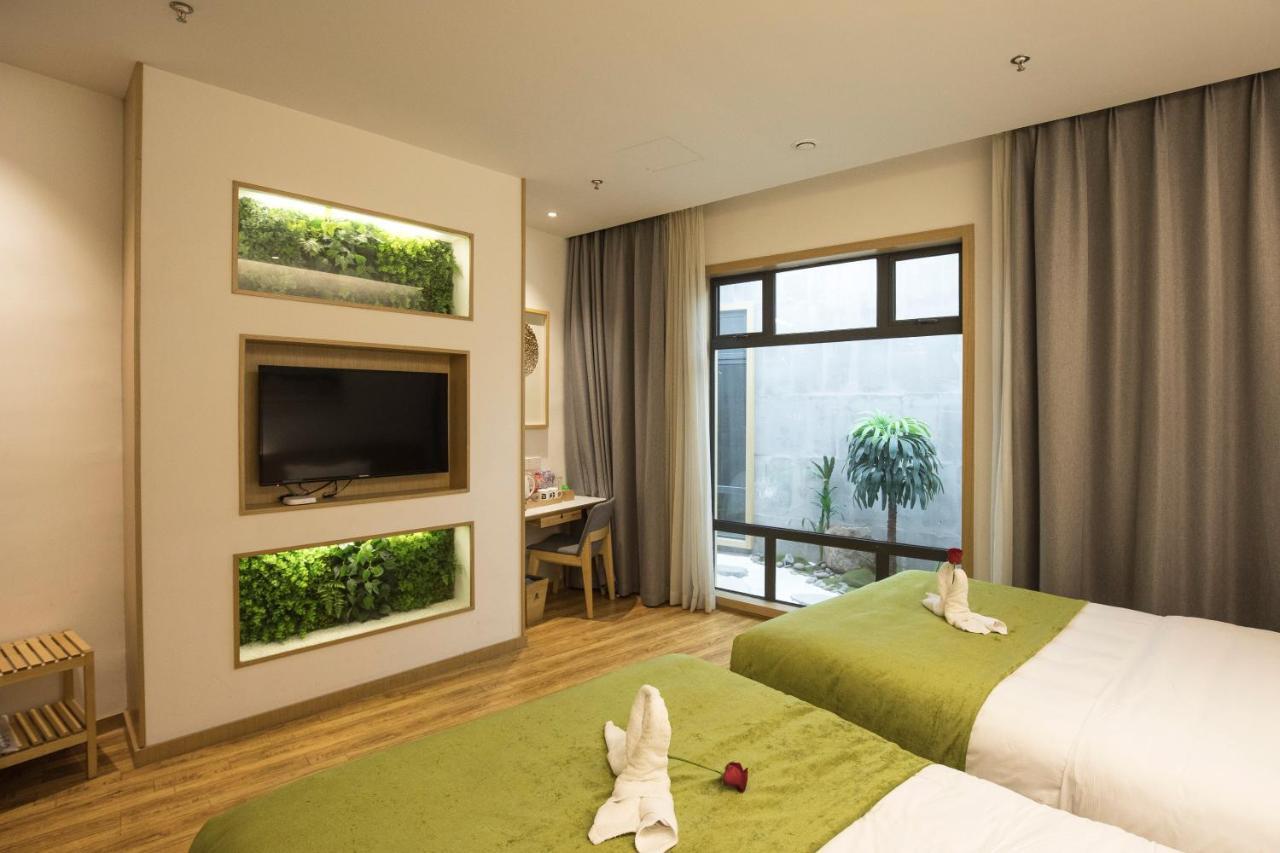 Bindun Langyi Hotel Yuzhong Екстериор снимка