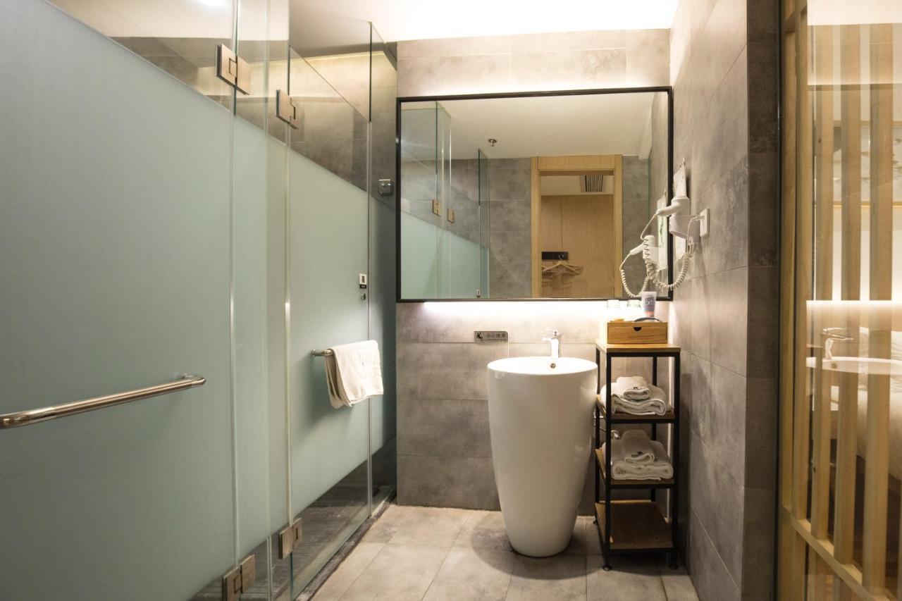 Bindun Langyi Hotel Yuzhong Екстериор снимка
